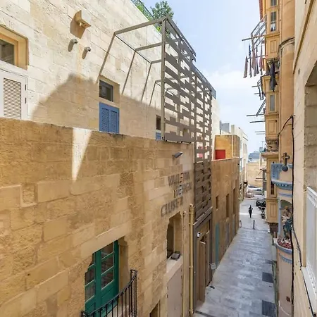 Two Bedroom Close To The Sea * Valletta