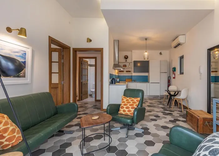 Διαμέρισμα Two Bedroom Close To The Sea